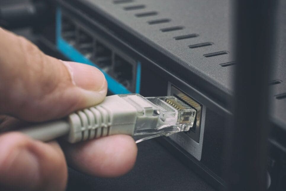 Milhares de clientes ficaram sem internet (Foto Reprodução/Internet)