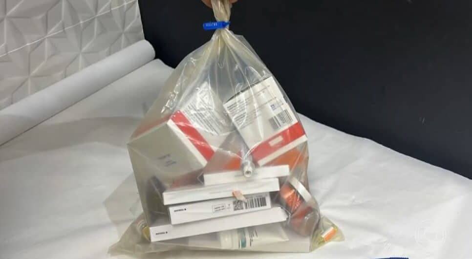 Produtos armazenados de maneira inadequada (Foto Reprodução/Globo)