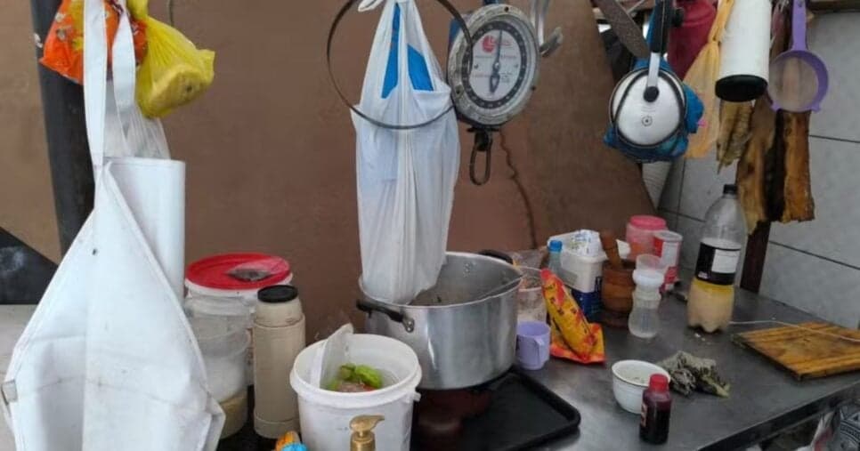 Dependências do açougue clandestino em Manaus, AM (Foto: Reprodução/G1) 