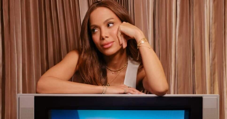 “LARISSA”: ANITTA DEMONSTRA VULNERABILIDADE EM NOVA FAIXA