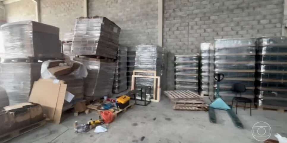 Fábrica clandestina de azeite (Foto: Reprodução / Globo)