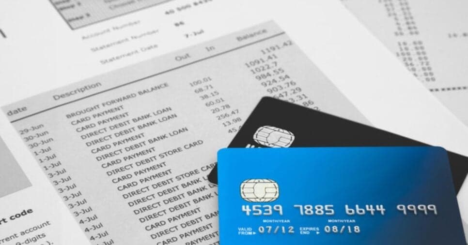 Informe com lei do cartão de crédito em vigor hoje (22/12) precisa ser lido por clientes Visa e Mastercard