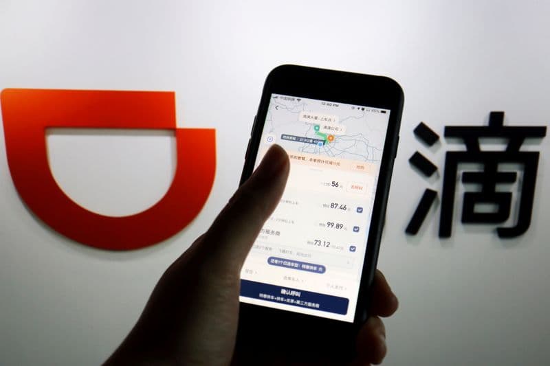 Outros apps passaram a suprir a ausência da Uber na china (Foto Reprodução/Reuters)