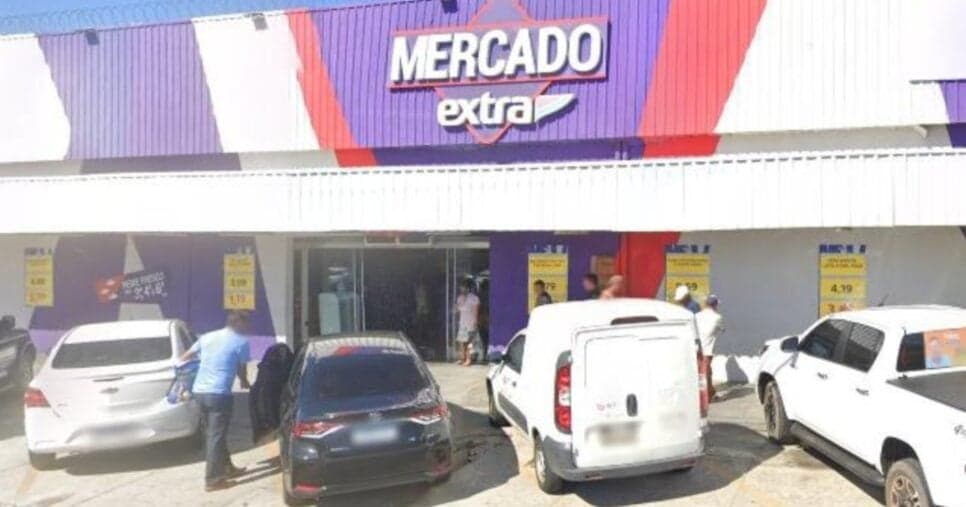 Mercado Extra foi fechado em Fortaleza