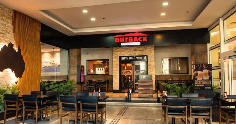 Descobrimos: 3 itens do cardápio do Outback 100% gratuitos que eles escondem de você
