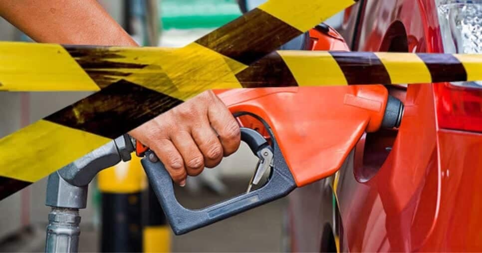 Morte do seu carro: Posto de combustível popular em Porto Alegre tem bombas lacradas por gasolina fraudulenta