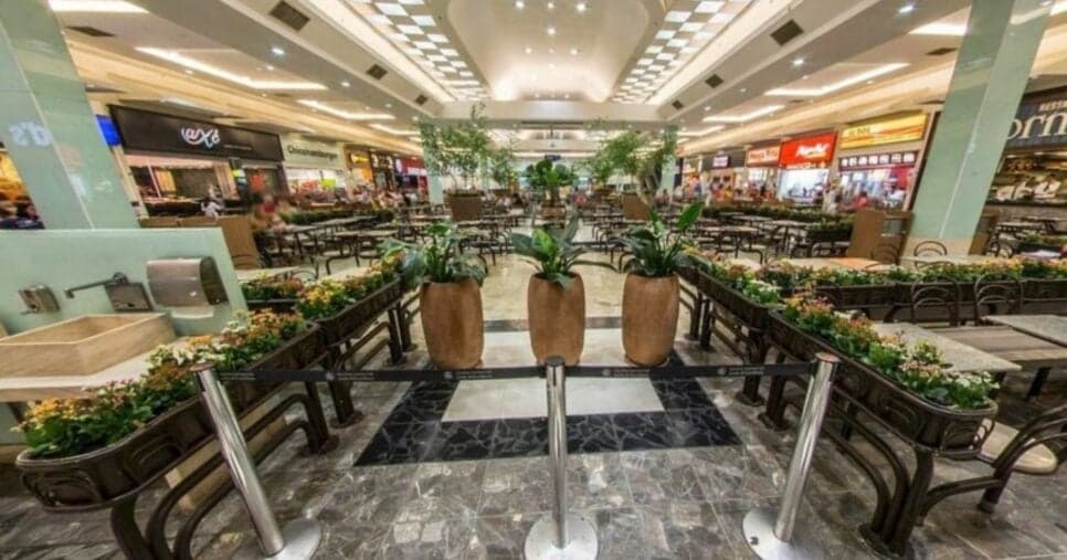 Interior do Shopping Aricanduva em SP - Foto: Montagem 