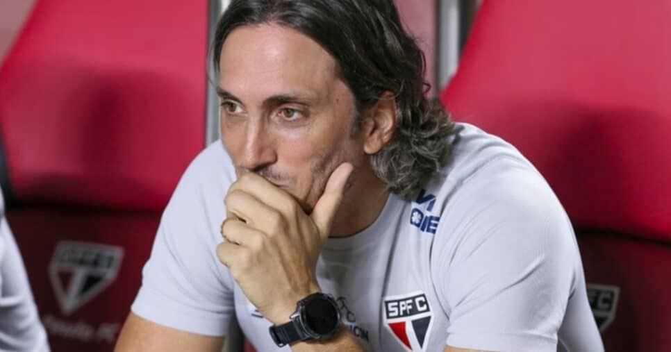 +1 reforço pra jogar com Oscar: São Paulo arma retorno triunfal de camisa 5 para ser campeão em 2025
