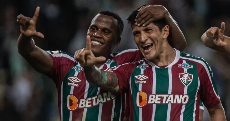 Parceiro de Arias e Cano fora: Bomba chega no Fluminense e Mano perde titular absoluto do elenco