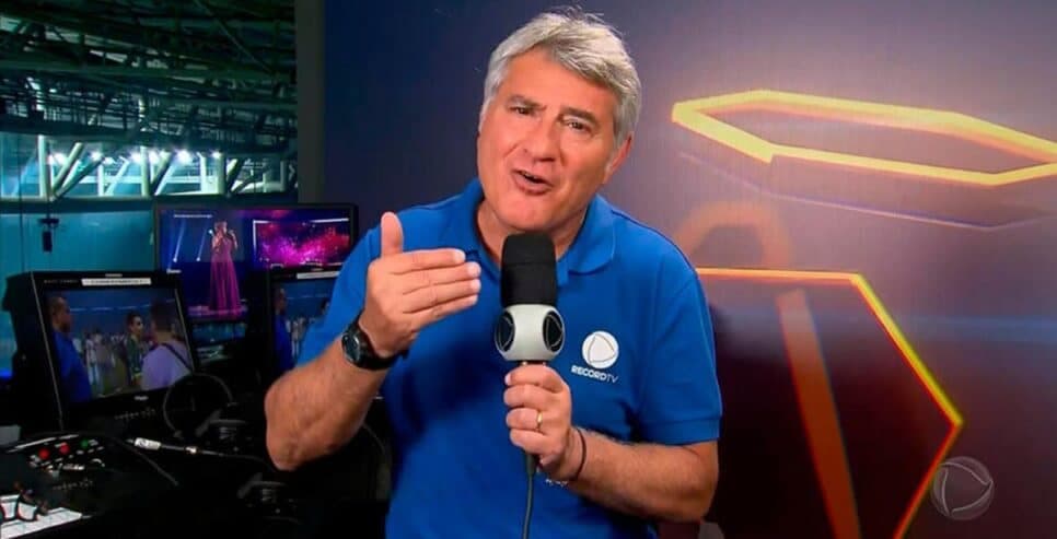 Cleber Machado comete gafe ao vivo ao falar de morte de apresentador na Record (Foto: Reprodução/ Record)