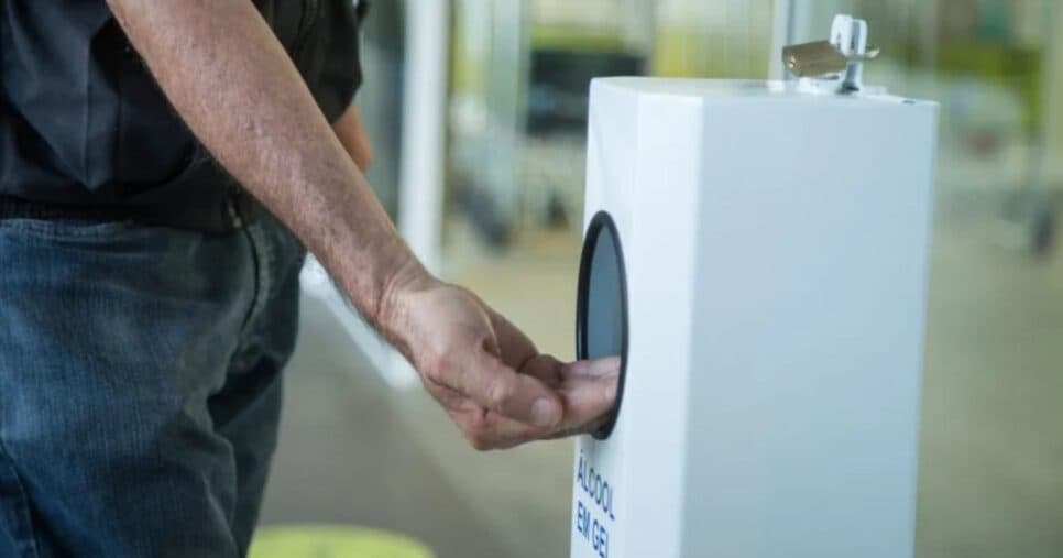 Nova lei dos dispensers atinge shoppings populares de Curitiba, PR - Foto: Internet