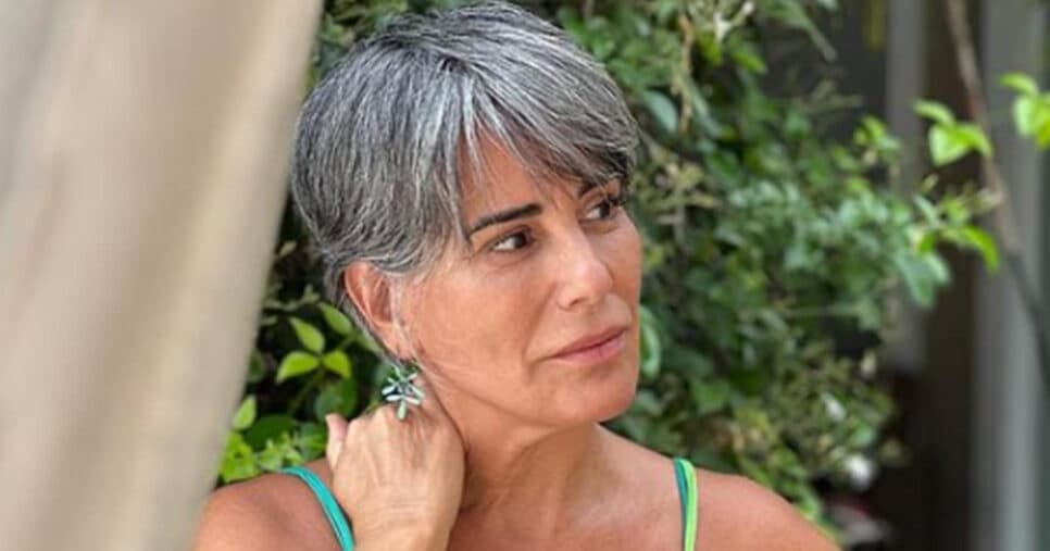 Adeus, tintas: 4 passos infalíveis para fazer a transição ao cabelo grisalho e ficar bela como Glória Pires