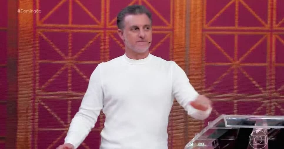 Luciano Huck na atração da Globo (Foto: Reprodução/Globoplay)