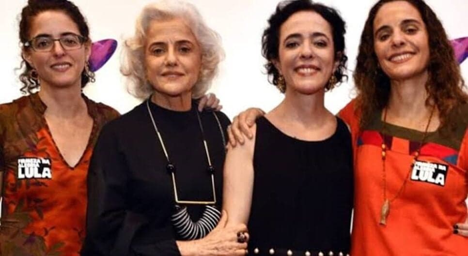 Marieta Severo com suas herdeiras (Foto: Reprodução/ Internet)