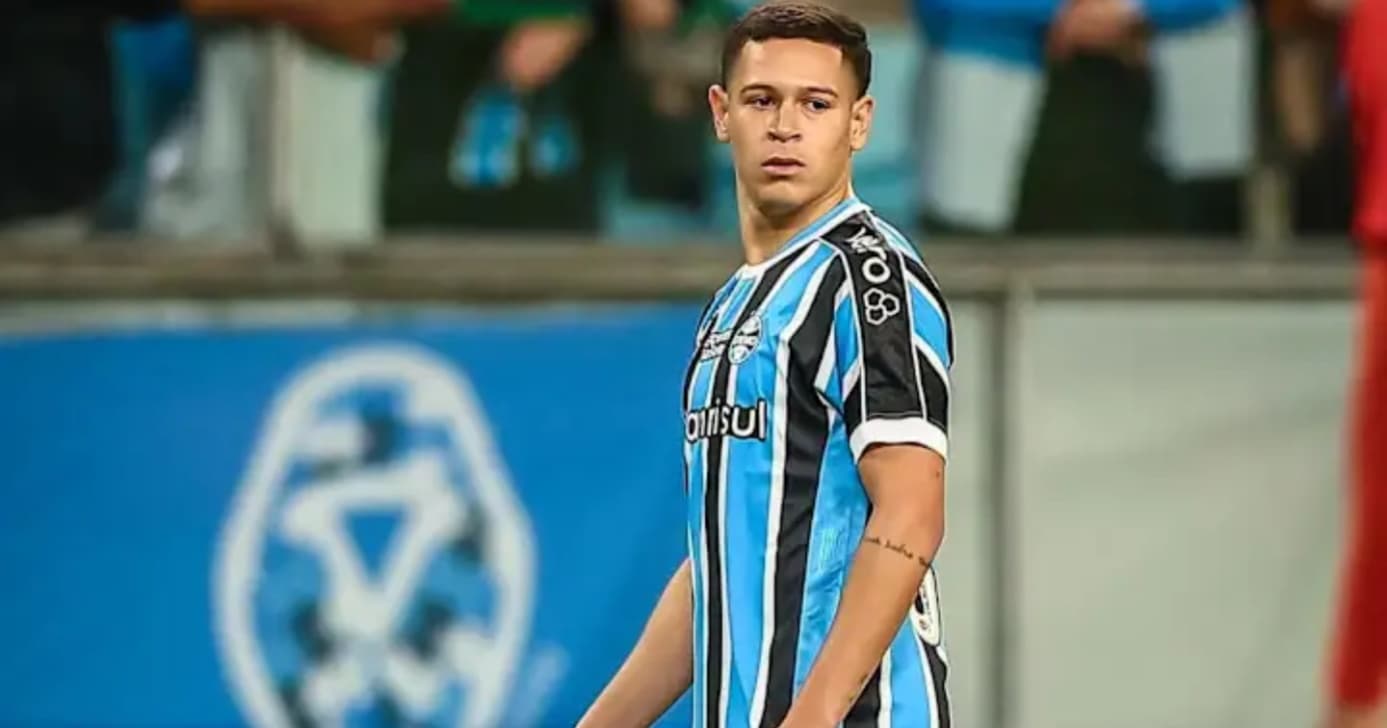 Natã Felipe não é mais jogador do Grêmio - (Foto: Redes sociais)