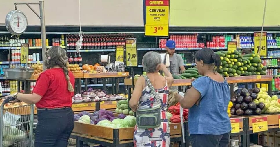 Clientes se surpreenderam com a notícia do fim da unidade (Foto Reprodução/ (Foto: Marcos Maluf/Campo Grande News)