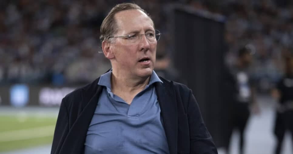 R$85M para fazer trio com Savarino e Igor Jesus: Textor é avisado sobre +1 reforço no Botafogo