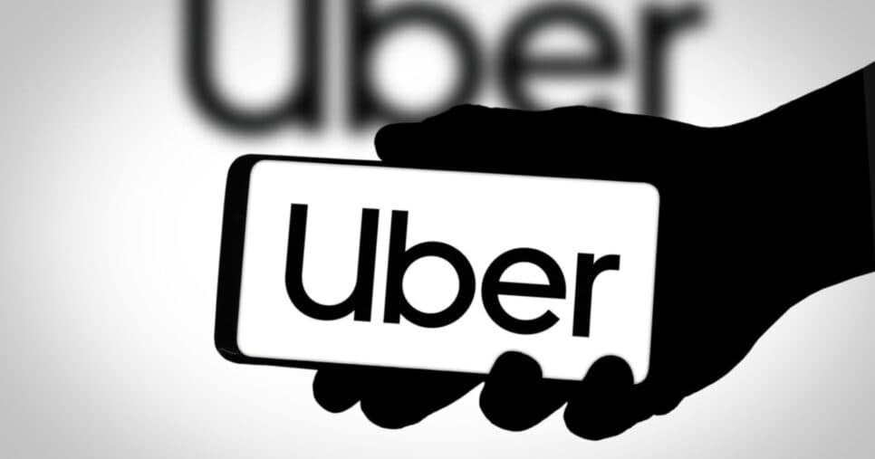 Donos choram no banho: A proibição da Uber de 3 carros populares em categoria amada do app em 2025