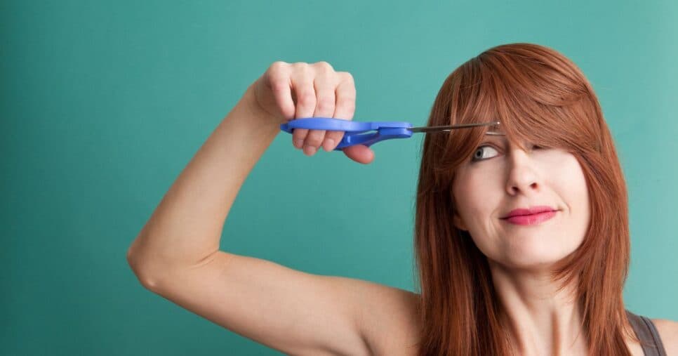 Nem cirurgia faz isso: 3 cortes de cabelo impecáveis para afinar o rosto redondo em 2025