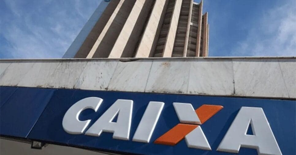 "A poupança será bloqueada": Comunicado oficial da Caixa traz 1 atitude que paralisa contas de clientes