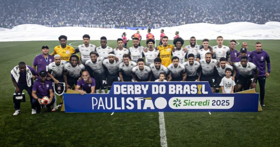 Elenco do Corinthians (Foto: Reprodução/ Internet)