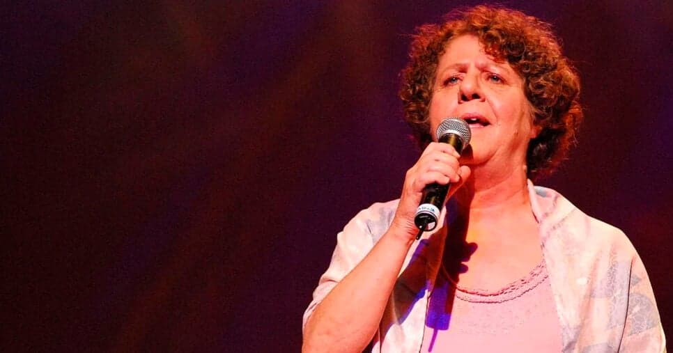 LUTO - Morre a cantora Cristina Buarque (Foto: Reprodução)