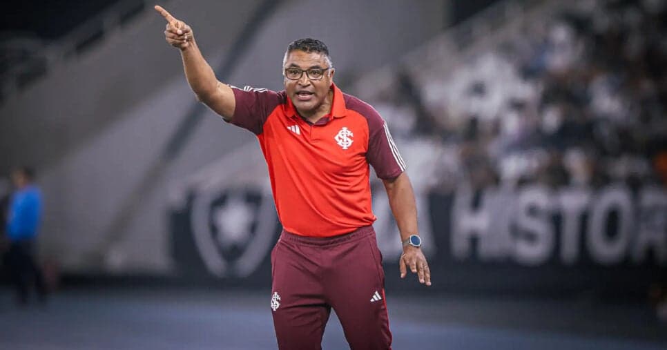 Roger Machado pede craque no Internacional (Foto: Ricardo Duarte)