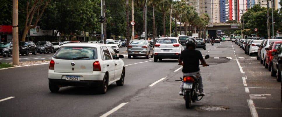 Qualquer veículo poderá ser enquadrado na nova lei, sendo moto ou carro (Foto Reprodução/Internet)