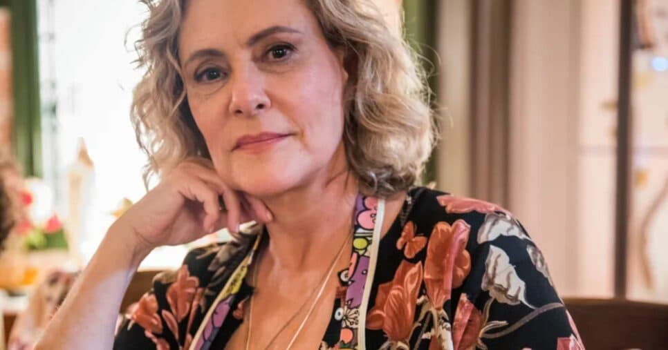 Estrela de novela da Globo expõe bastidores e briga de Elizabeth Savala com outra atriz: "Realmente tiveram"
