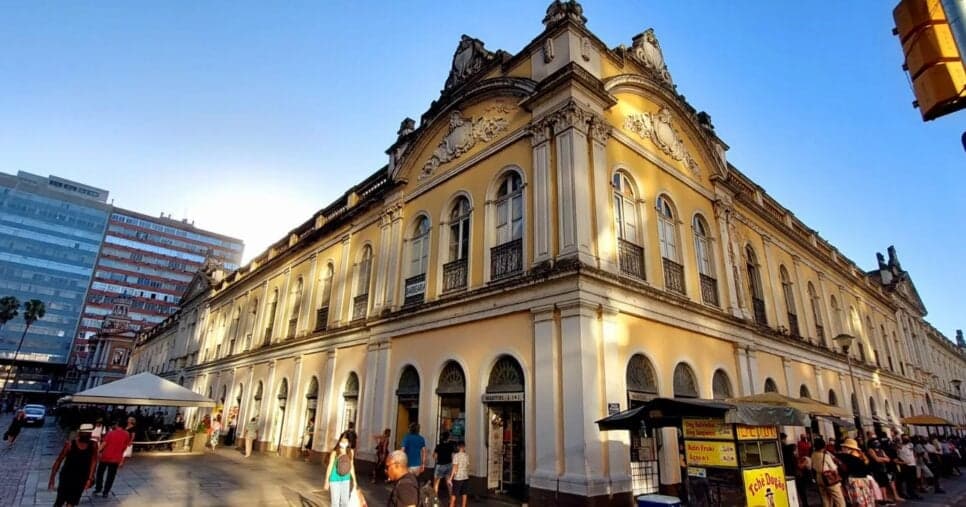 Adeus no Mercado Público de Porto Alegre: Fim de serviço nº1 é decretado em 2025 com substituto no RS