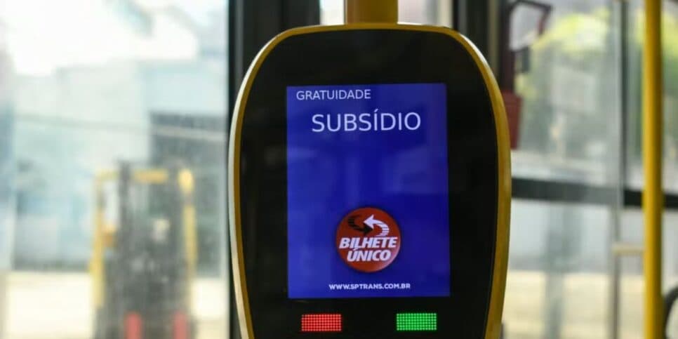 A passagem será gratuita para esse grupo de pessoas (Reprodução: Internet)