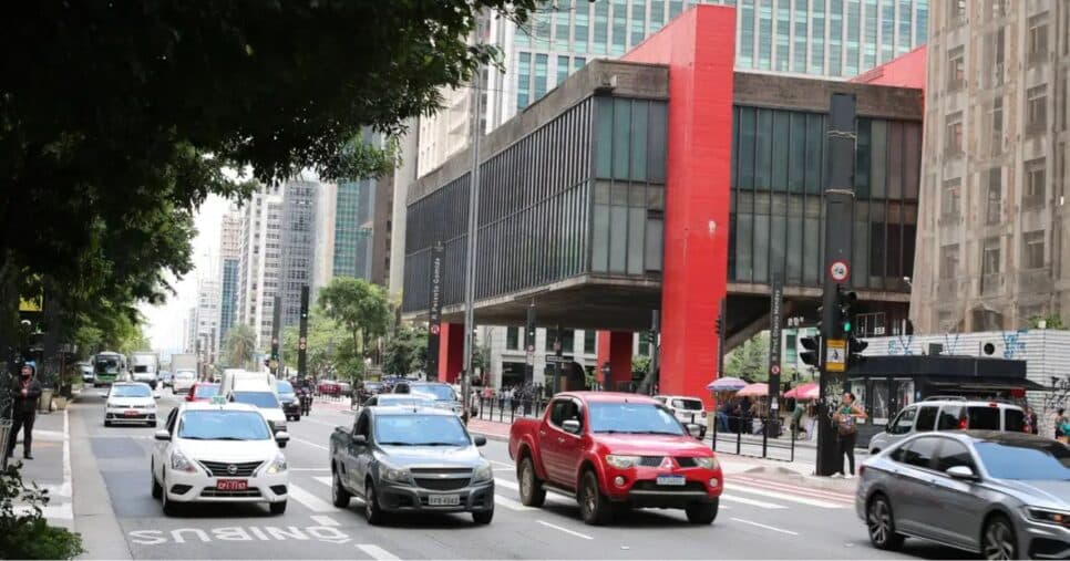 Ricardo Nunes acaba de baixar novo decreto com adeus do rodízio de carros a motoristas de SP em maio