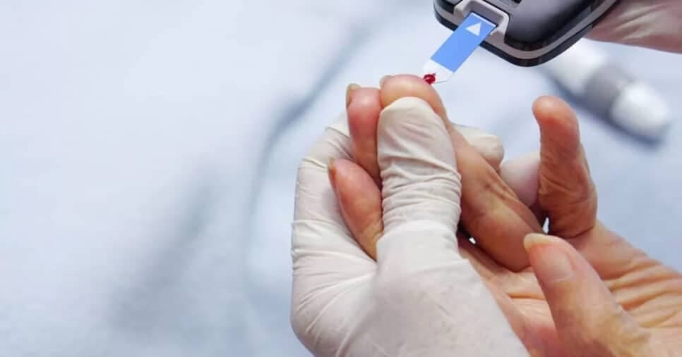 Perda de peso, fraqueza e vômito: 8 sinais de que você pode ter diabetes e não sabe