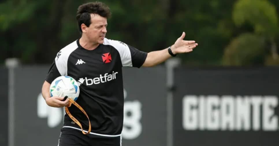 Fernando Diniz vai perder craque no Vasco (Foto: Matheus Lima)