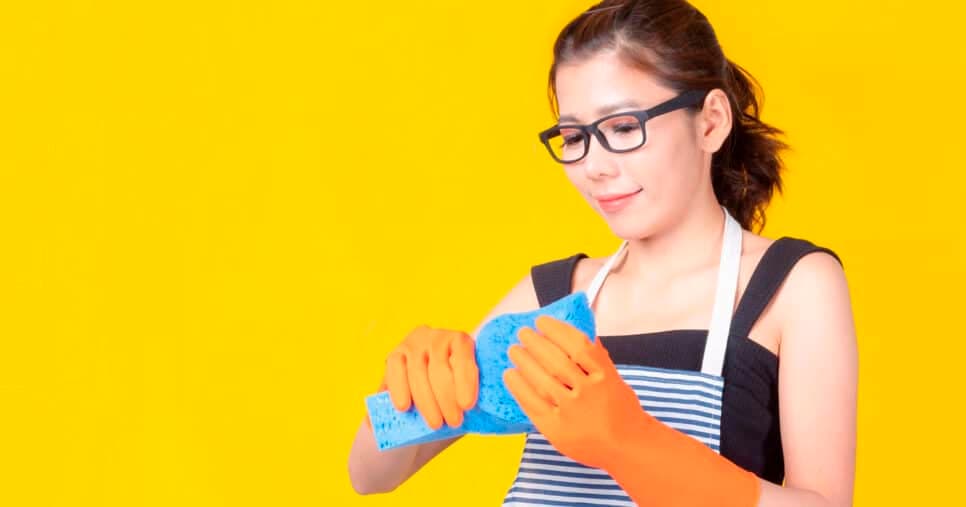 Usou a esponja? Esse truque está ajudando bolso de donas de casa