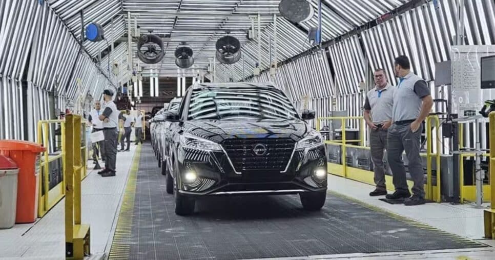 Nissan pretende fechar certa de sete fábricas em no total (Foto Reprodução/Jady Peroni/Autoesporte)