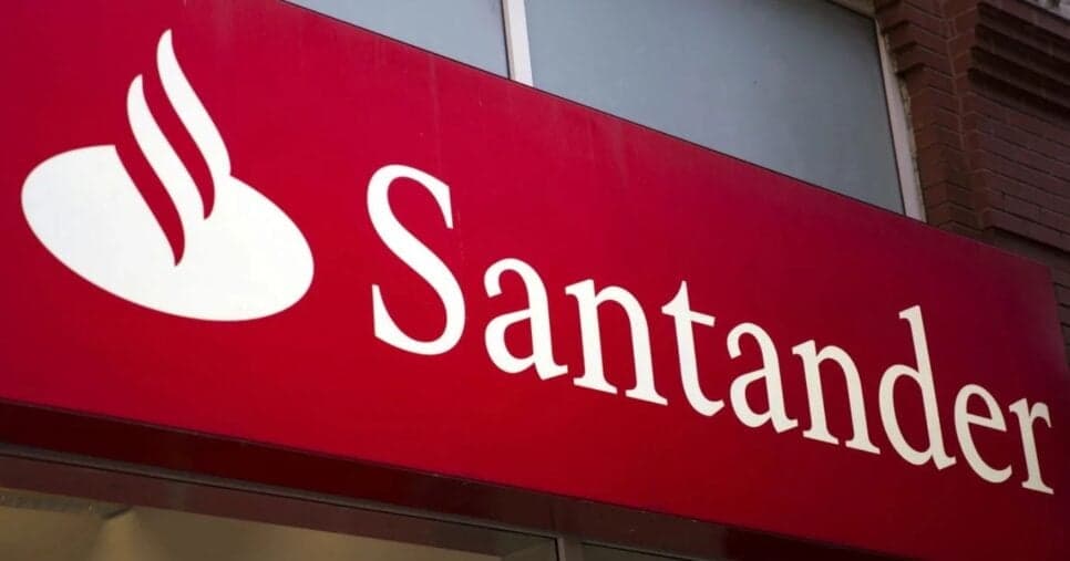 "Infelizmente": Santander comunica fechamento de agência nº1 em junho