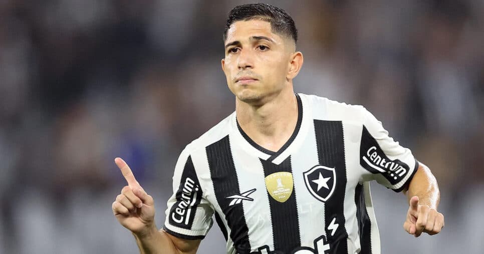  R$64M para vestir vermelho: Time da série A libera PIX para arrancar Savarino do Botafogo