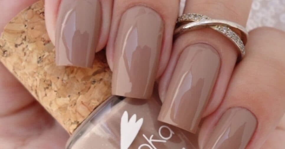 Fonte da juventude: 5 esmaltes que deixam as unhas de mulheres 40+ brilhando