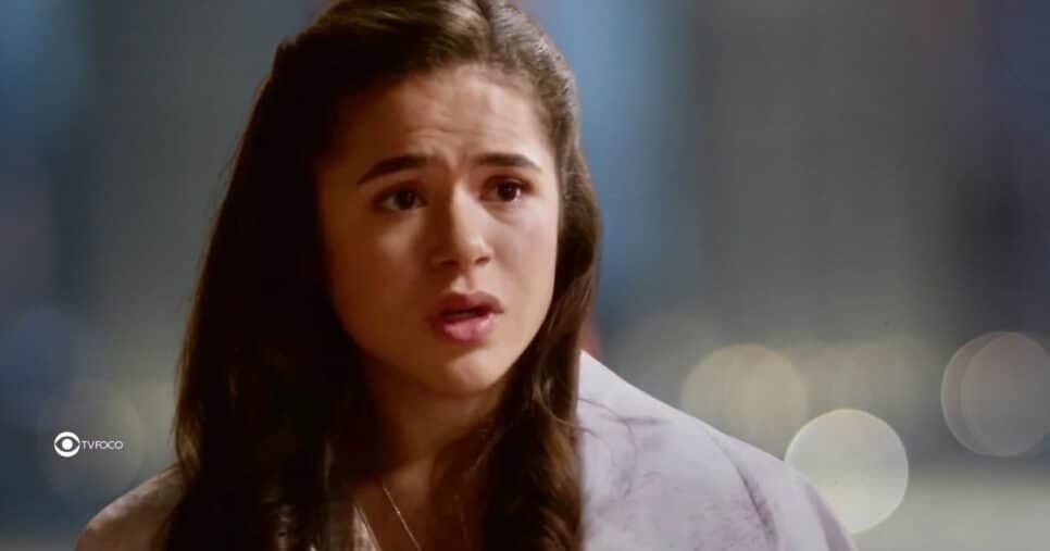 Bia (Maisa) em Garota do Momento (Foto: Reprodução / Globo / Montagem TV Foco)