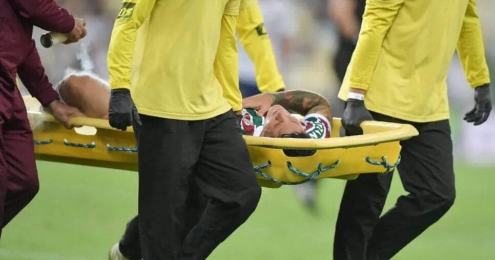 Cano sofre lesão em campo - Foto: Thiago Ribeiro/AGIF