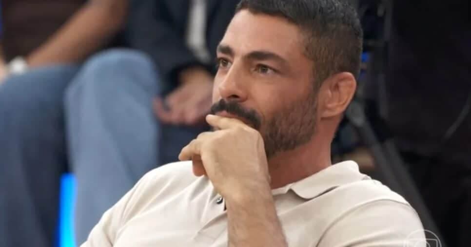 Cauã Reymond faz revelação inédita com desabafo do que sofreu: "Minha mãe era HIV positivo"