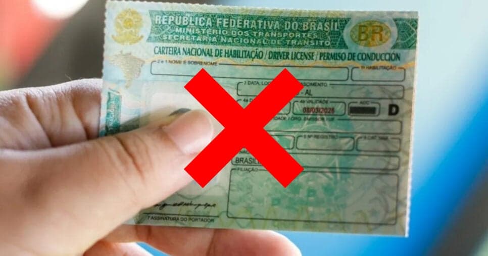 CNH suspensa por 12 meses e multa de R$ 3 mil: Única atitude é proibida no trânsito em 2025