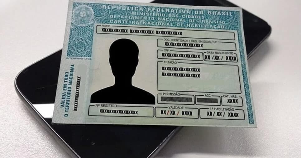 Suspensão da CNH e curso obrigatório: Lei de trânsito traz 2 punições a motoristas por 1 prática comum