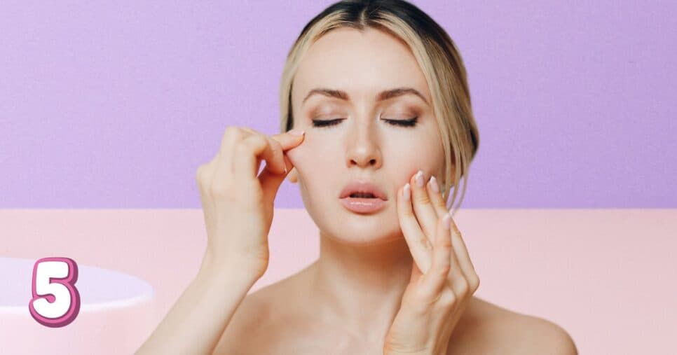 5 exercícios faciais ajudam a sumir com rugas pela manhã