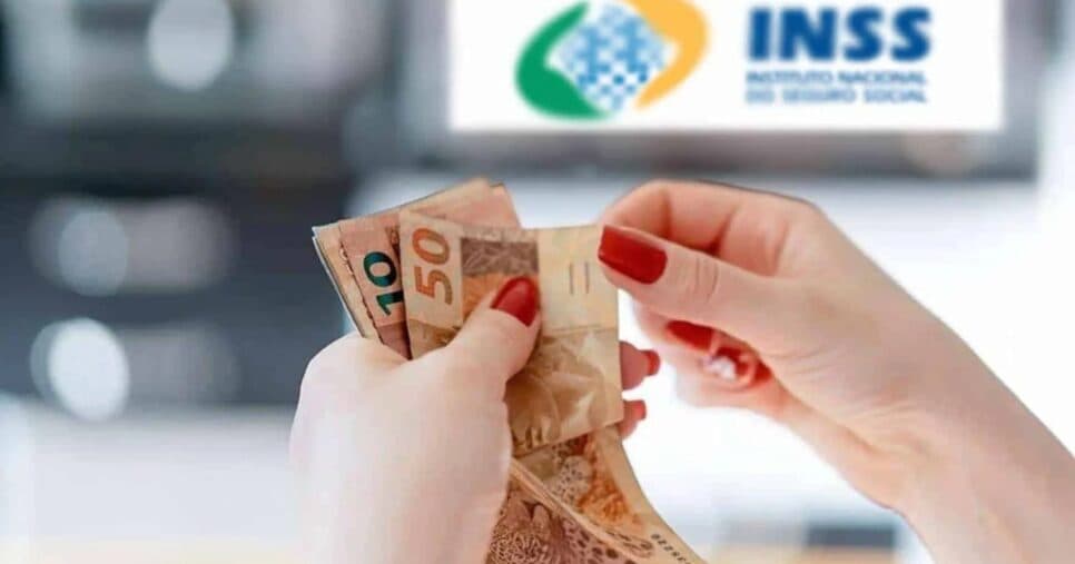 CLTs em alerta: 2 passos para se aposentar antes dos 60 anos no INSS em 2025
