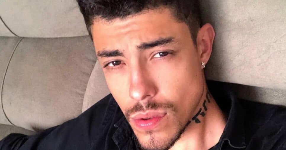 Latino 