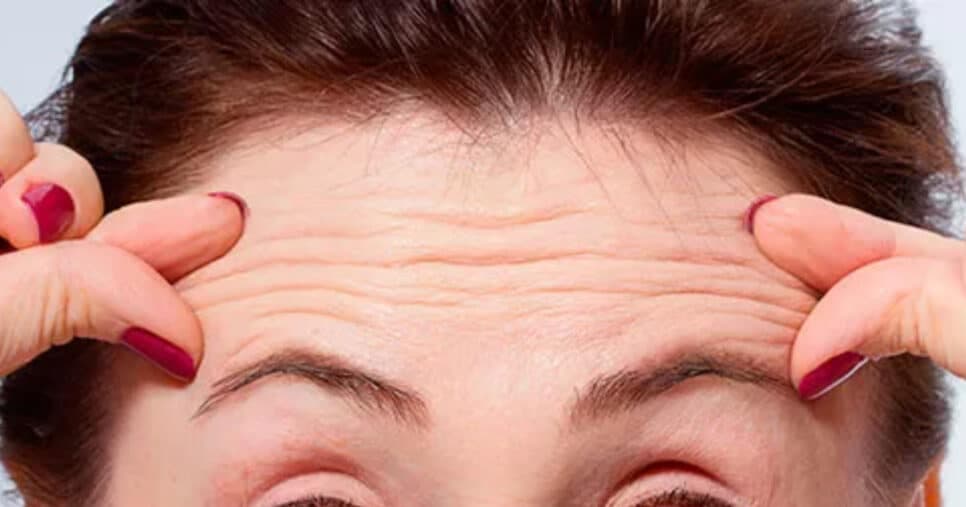 6 hábitos que envelhecem as 30+ e acabam com o colágeno