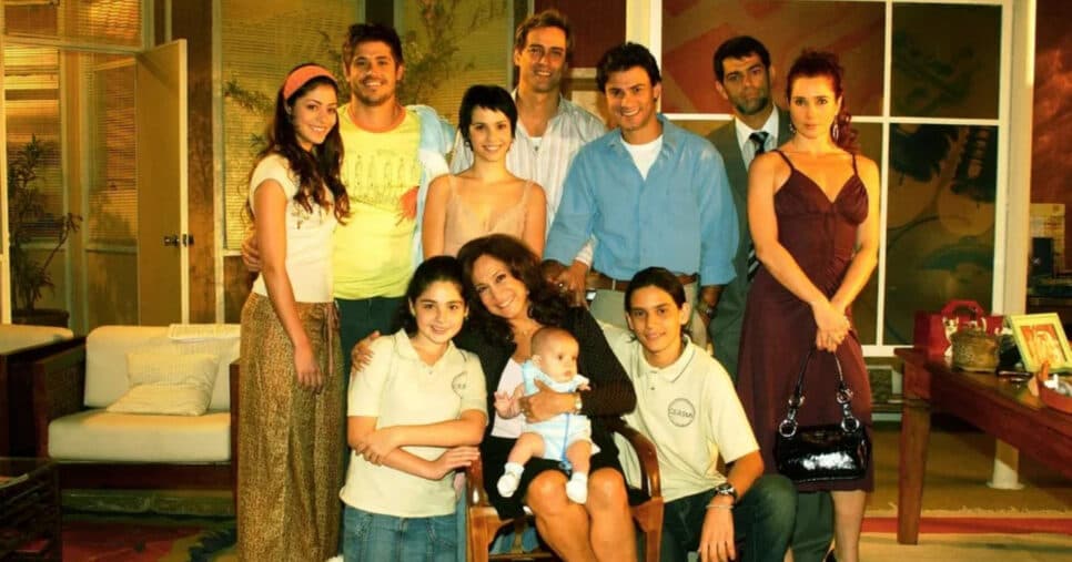 Astro de Senhora do Destino arrancado do armário abandona TV, vive de profissão comum e está irreconhecível