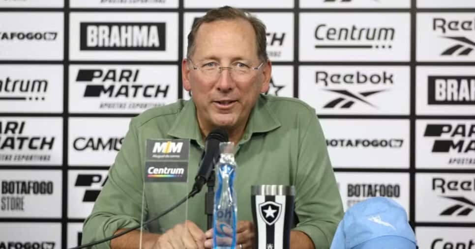 Para fazer dupla com Savarino: Textor libera PIX para assinar com Iker Munian no Botafogo